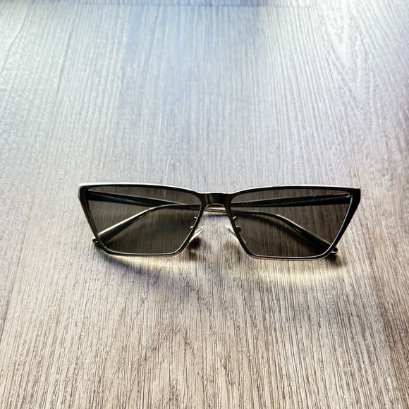 quay australia bad habit chrome silver retro cat eye sunglasses eyewear NEW